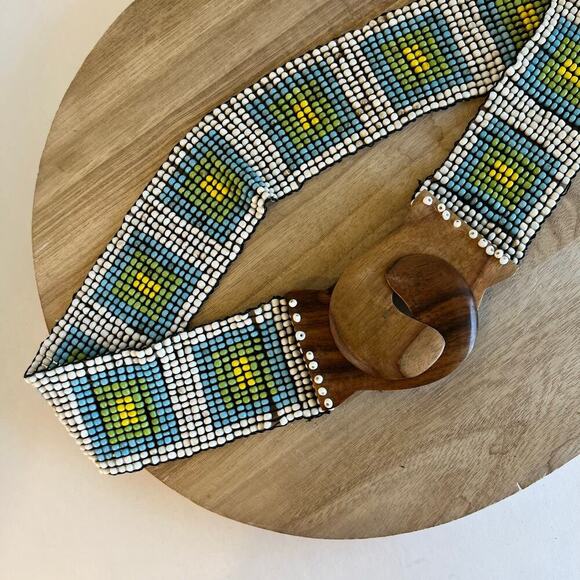 Vintage Wooden Loop Buckle Handmade in Indonesia Beaded Stretchy Belt Free Size - Picture 9 of 9